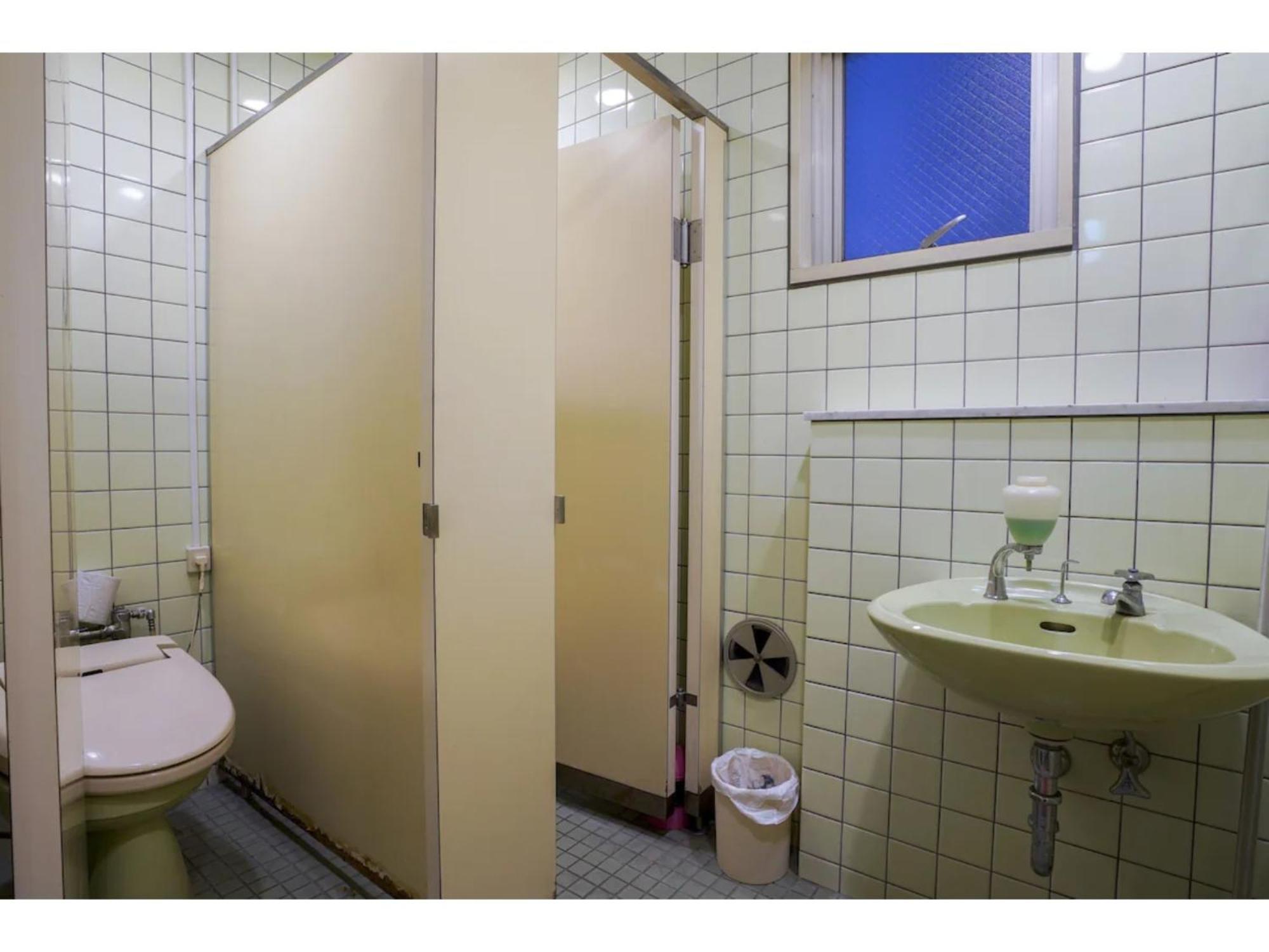 Male Only Capsule Inn Hamamatsucho - Vacation Stay 68799V Präfektur Tokio Exterior foto