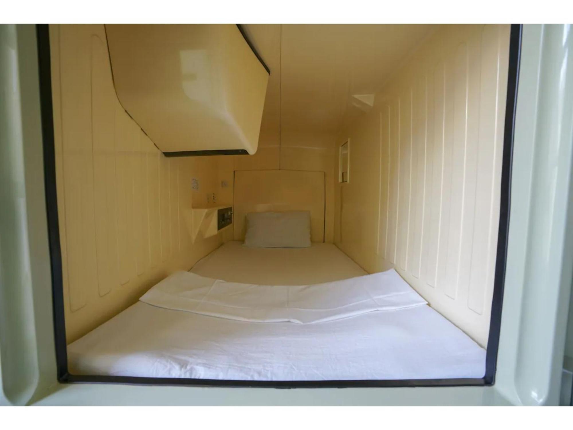 Male Only Capsule Inn Hamamatsucho - Vacation Stay 68799V Präfektur Tokio Exterior foto