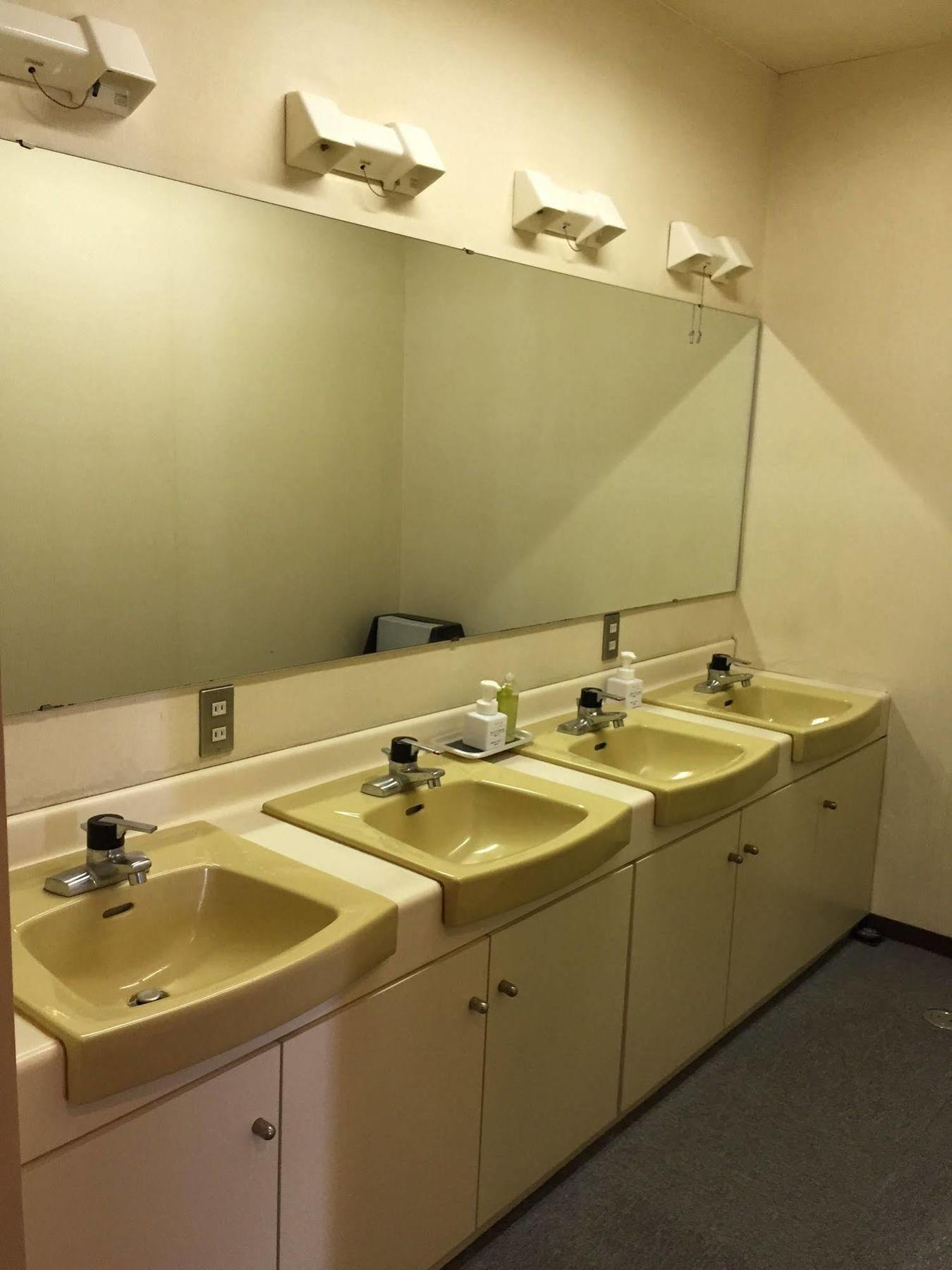 Male Only Capsule Inn Hamamatsucho - Vacation Stay 68799V Präfektur Tokio Exterior foto